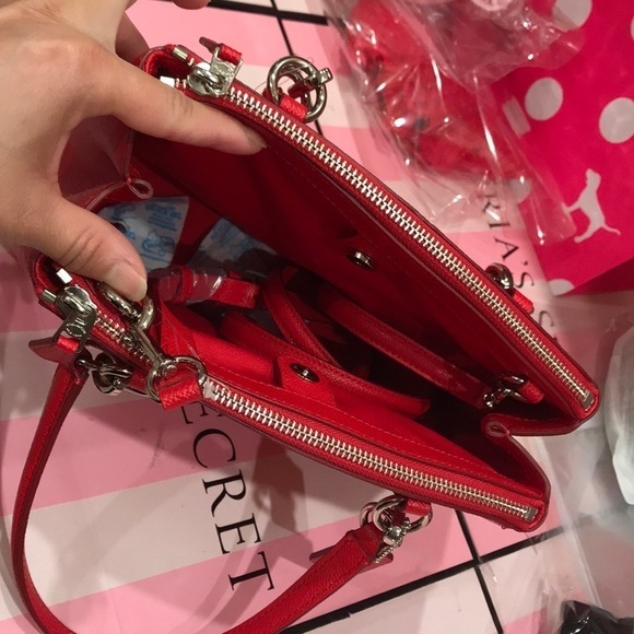 🔥Sales🔥 Coach Handbag new with tag🔥Gift Idea - Picture 6 of 8